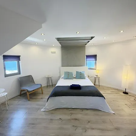 Anemos Mill House *